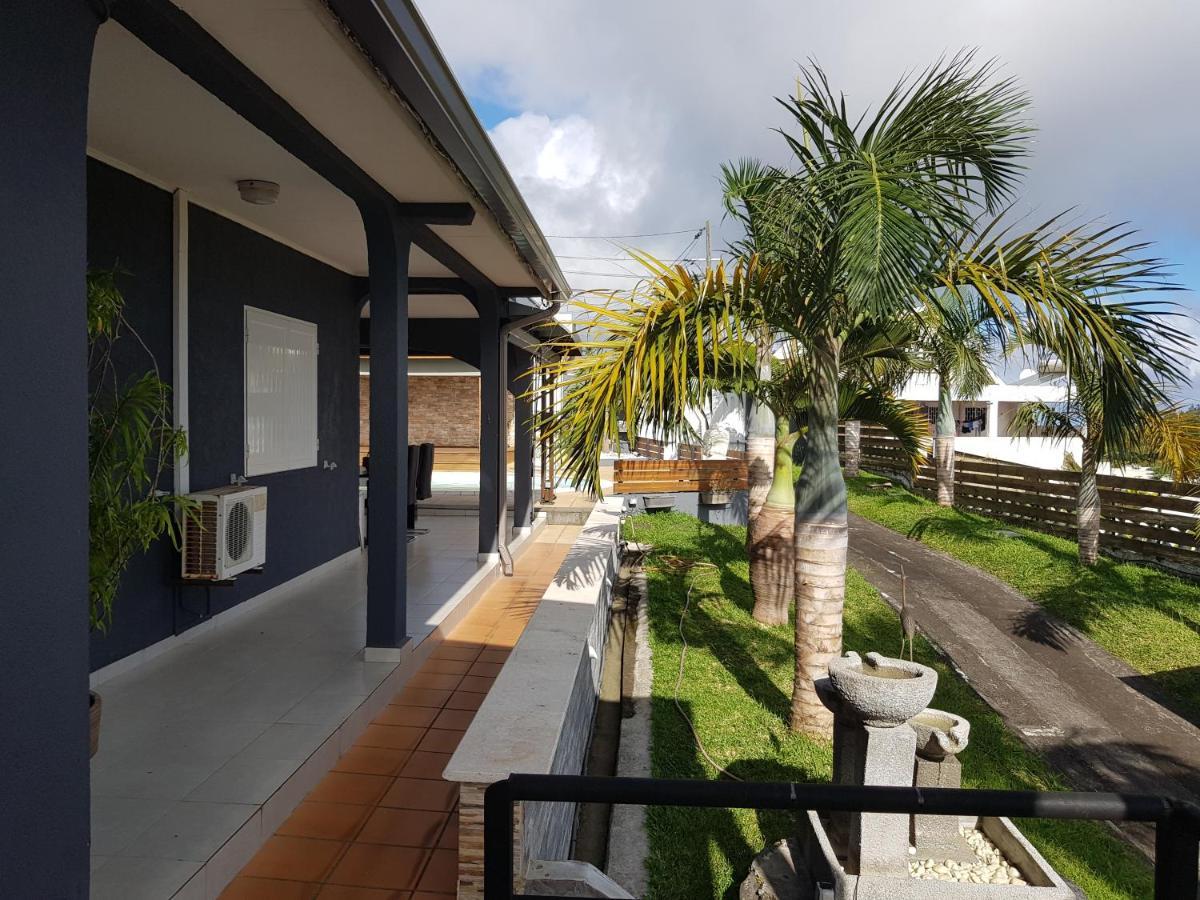 Studio Tres Bon Standing Hotel Petite-Ile Ngoại thất bức ảnh
